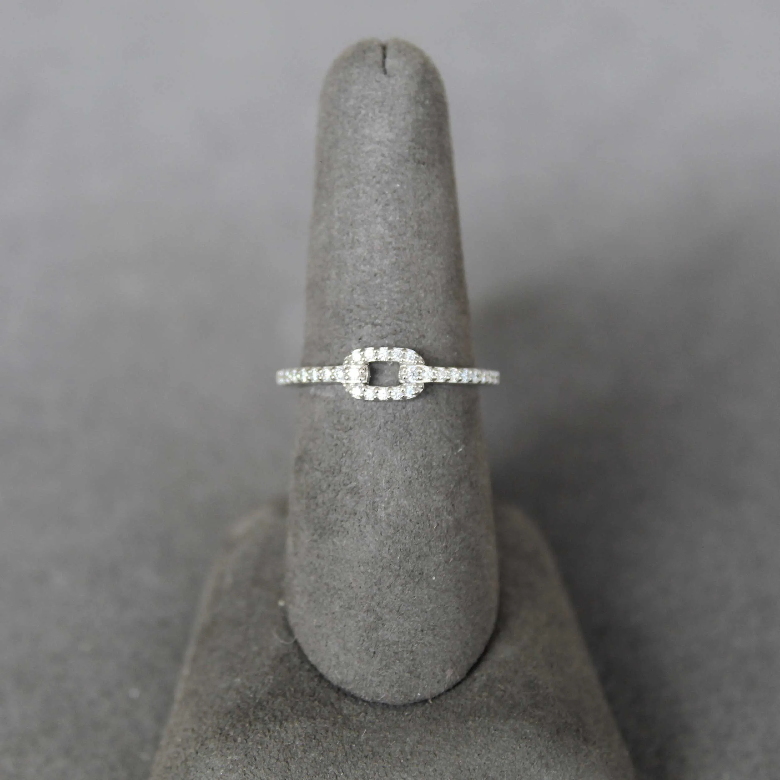 1/4Ct TW Diamond Single Chain Link Ring in Sterling Silver