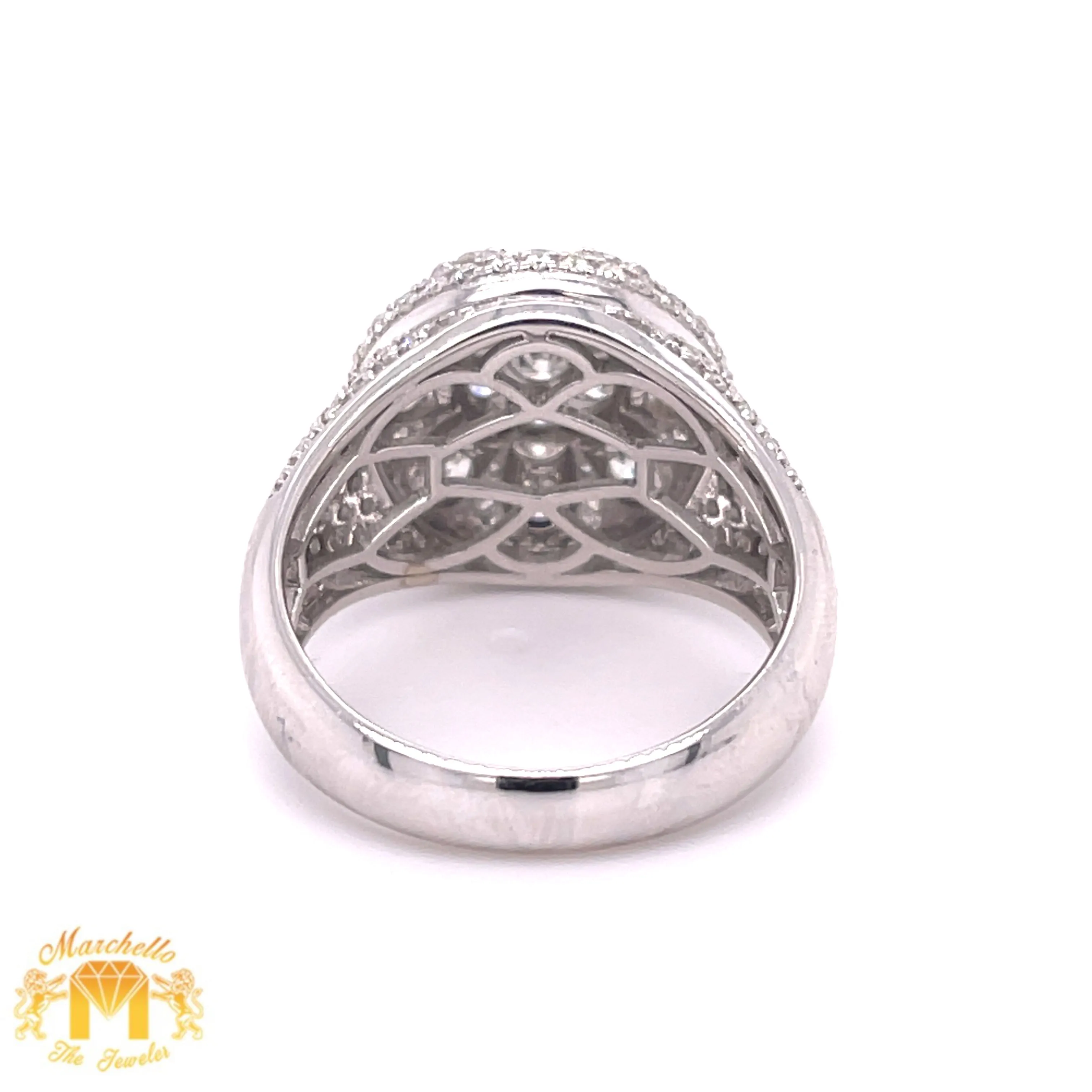 14k Gold Round Ring with round diamonds (side diamonds)