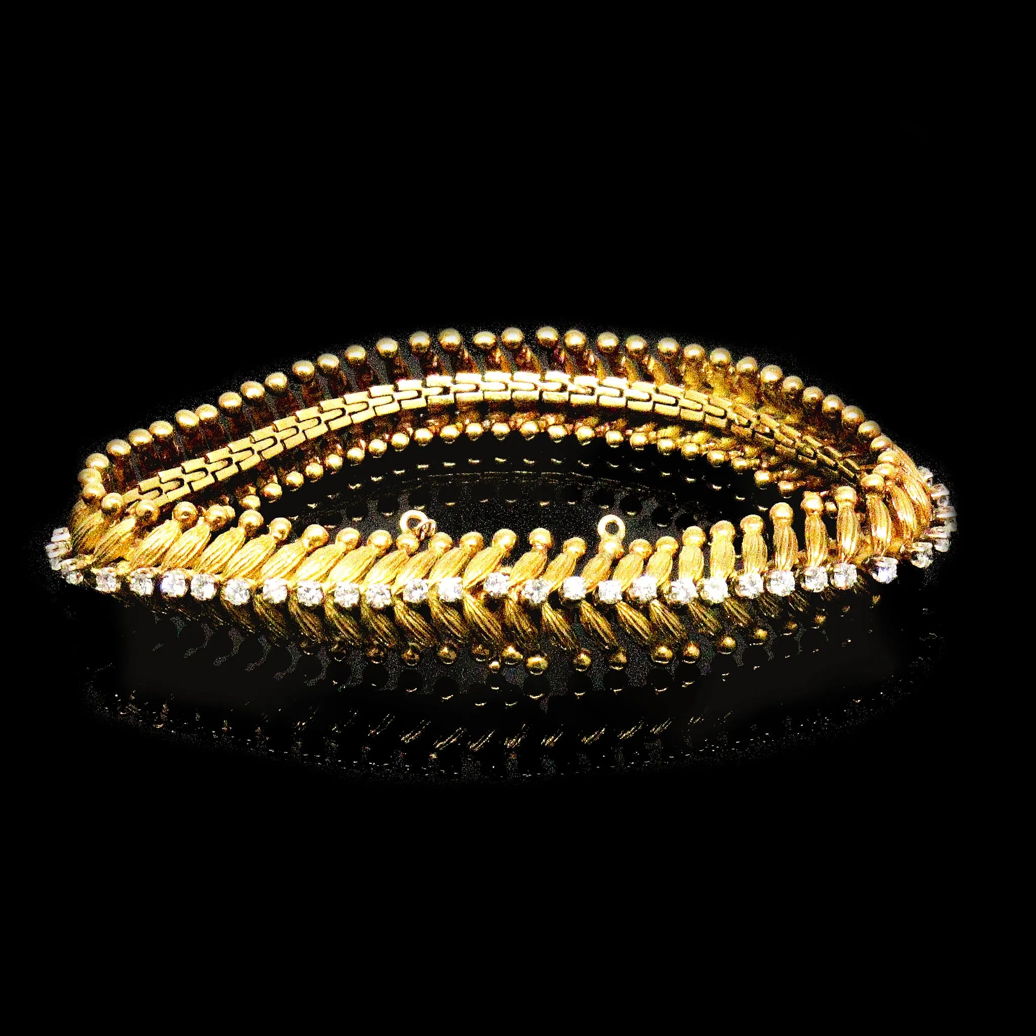18kt Yellow Gold Diamond Bracelet Vintage 1940s