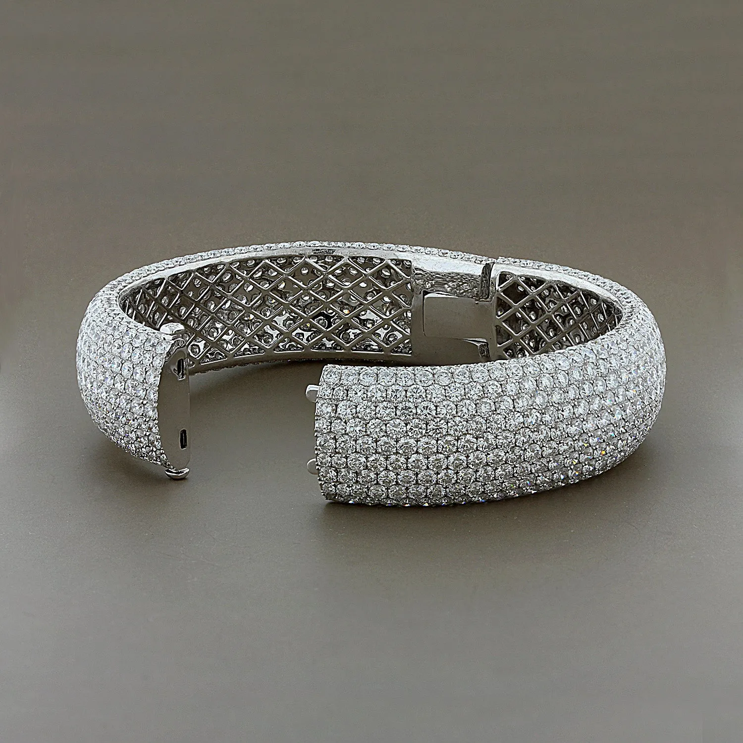 80 Carats Diamond Collection Gold Bracelet