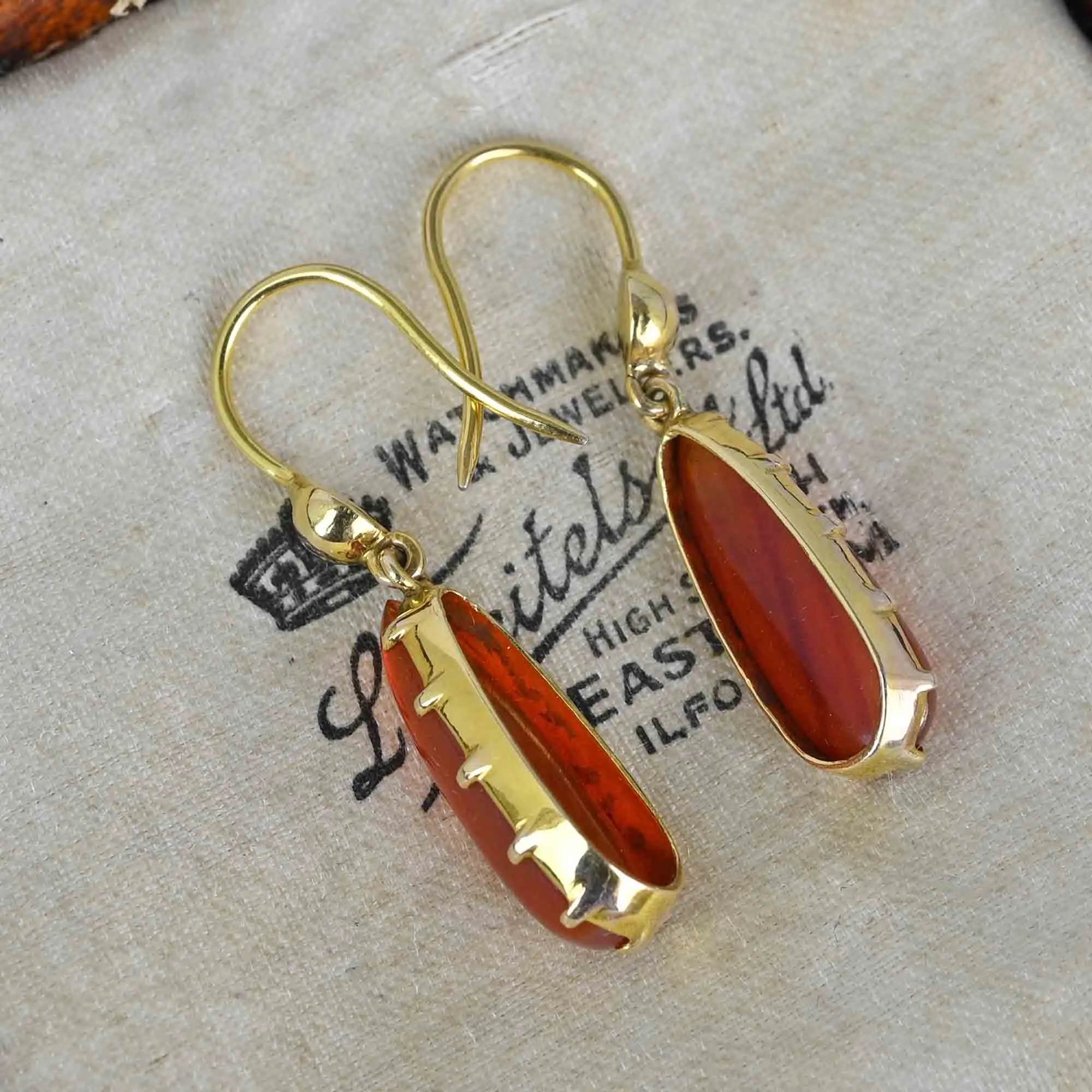 Antique Victorian 10K Gold Cabochon Carnelian Earrings