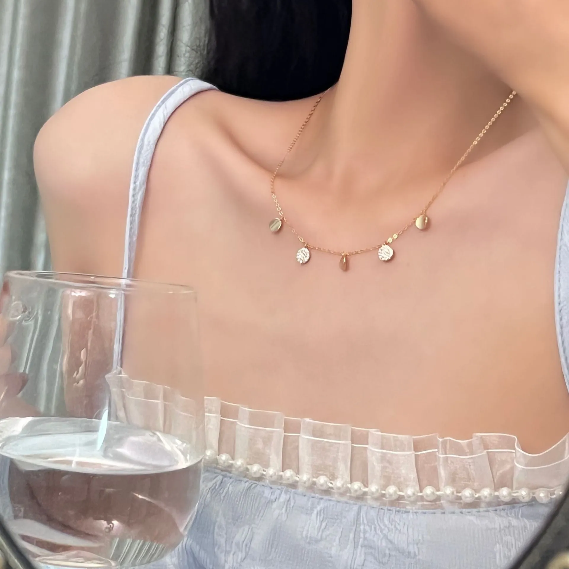 Circle with Zircon Silver Necklace for Women