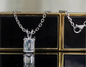 Doveggs emerald solitaire moissanite necklace for women (pendant only)
