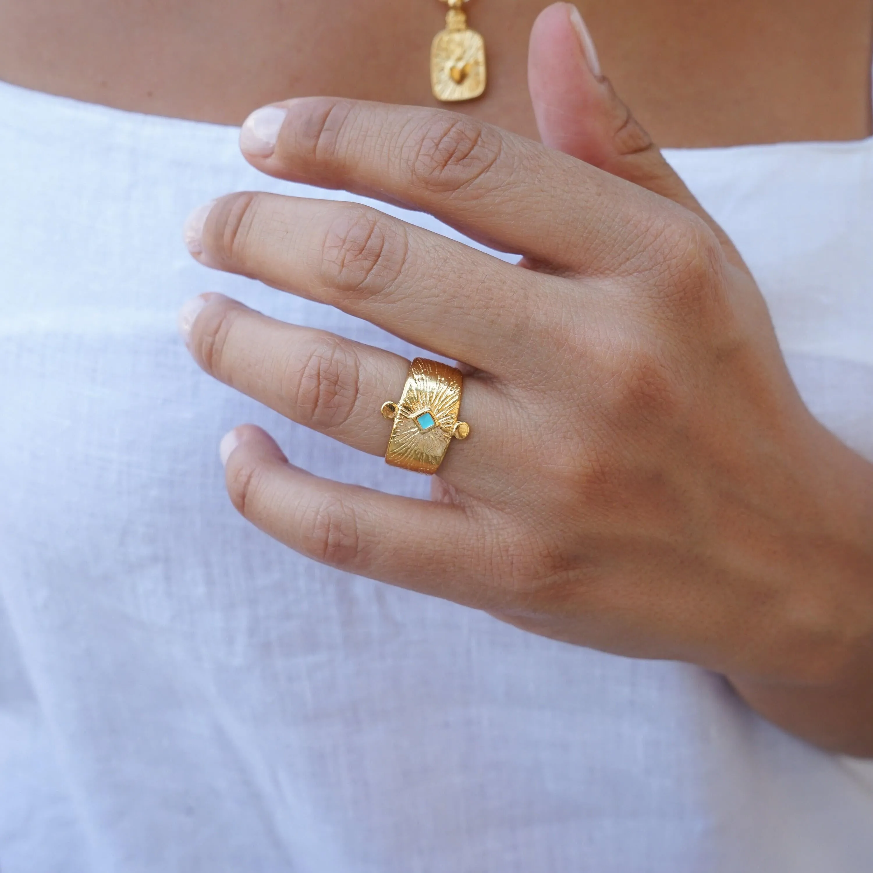 Gold Ethnic Rhombus Ring