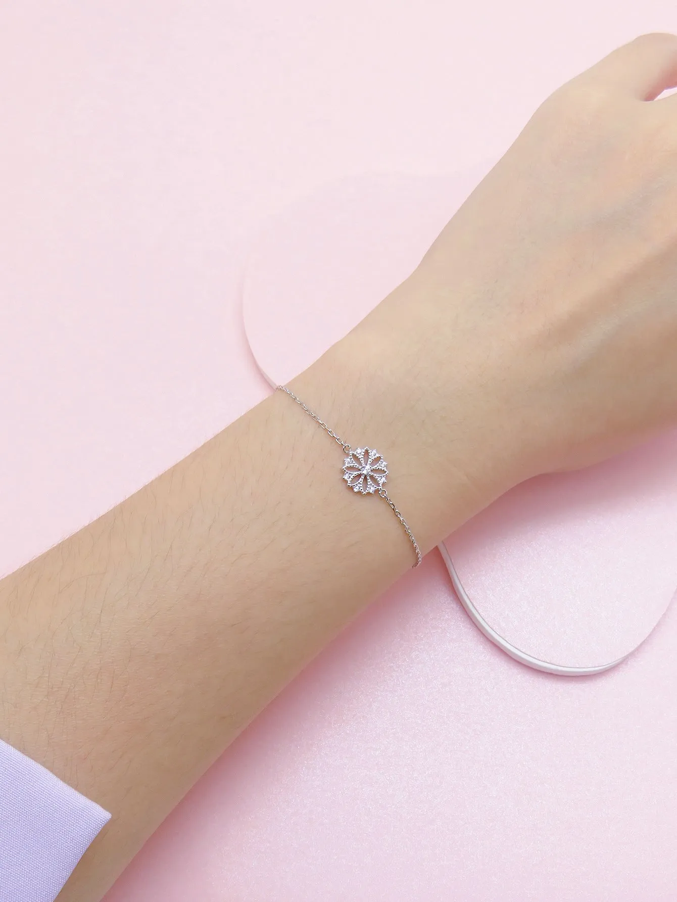 Hollow Daisy Flower Zircon Silver Bracelet