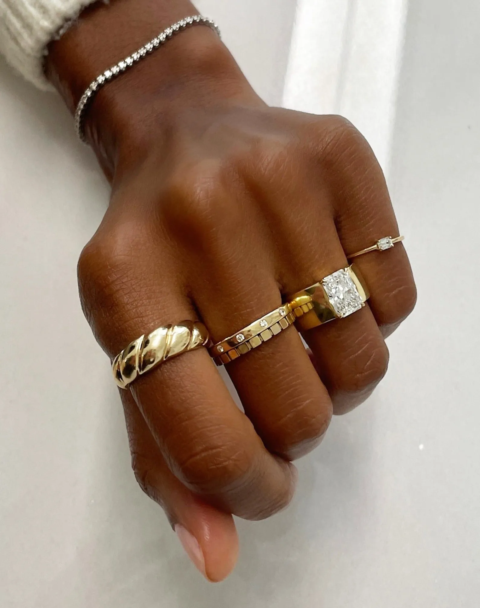 Inlay Diamond Ring