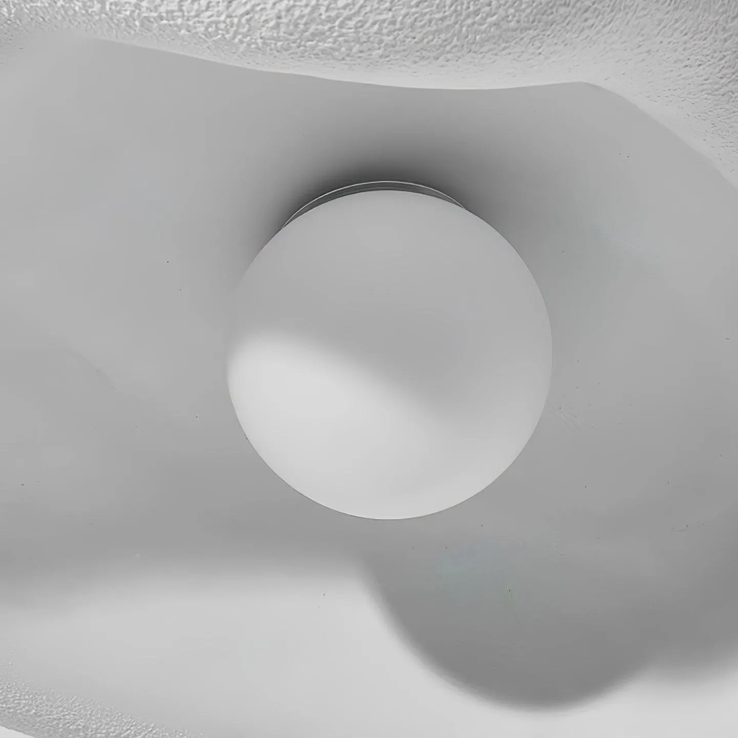 Khmara Resin Pendant Lamp