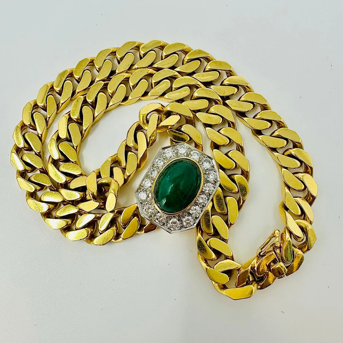 Montreaux 18K Gold Necklace with Emerald and Diamond