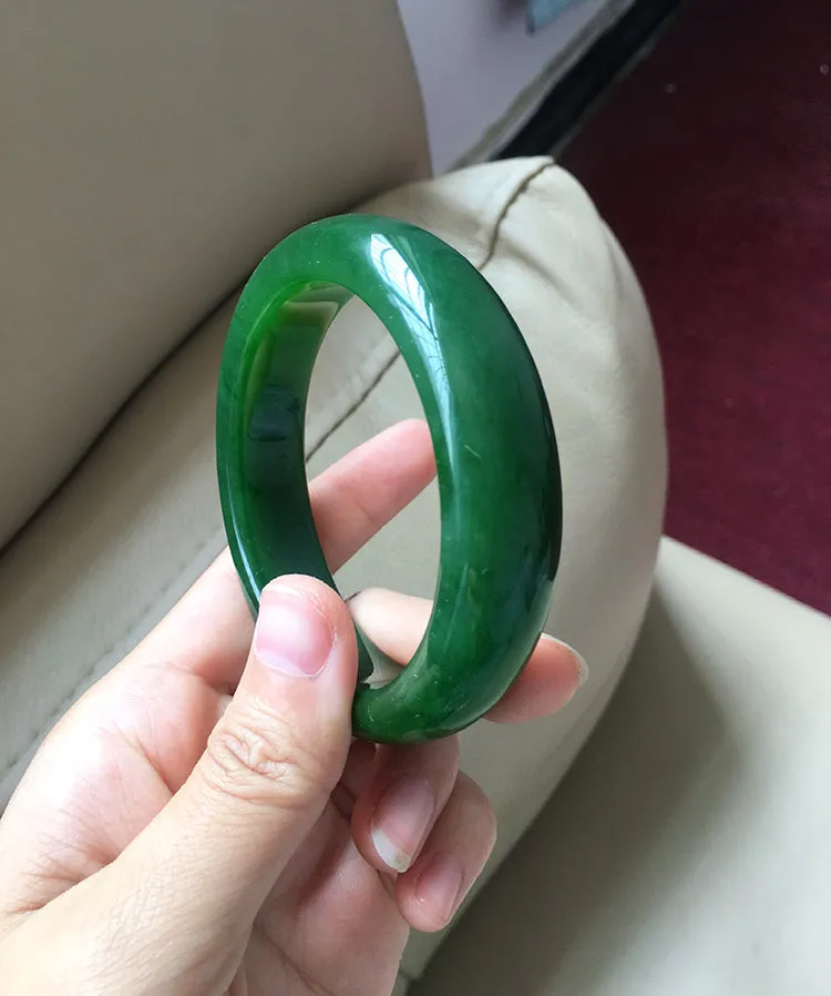 Natural Jade Bangle Nephrite Bangle Internal Diameter 58.4mm NBE031
