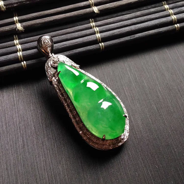 Natural Jade Pendant Jadeite Gold Pendant PT491