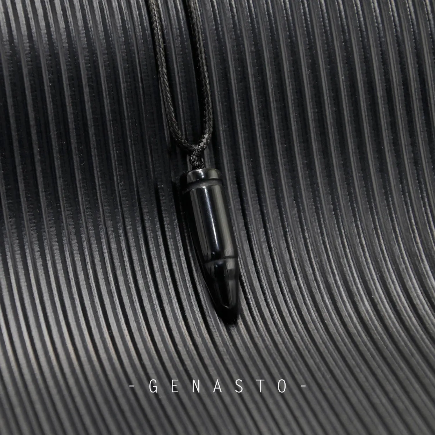 Obsidian Pendant, Bullet