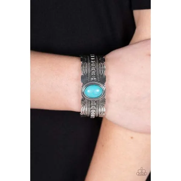 Paparazzi Desert Stroll - Blue Faux Turquoise Bracelet