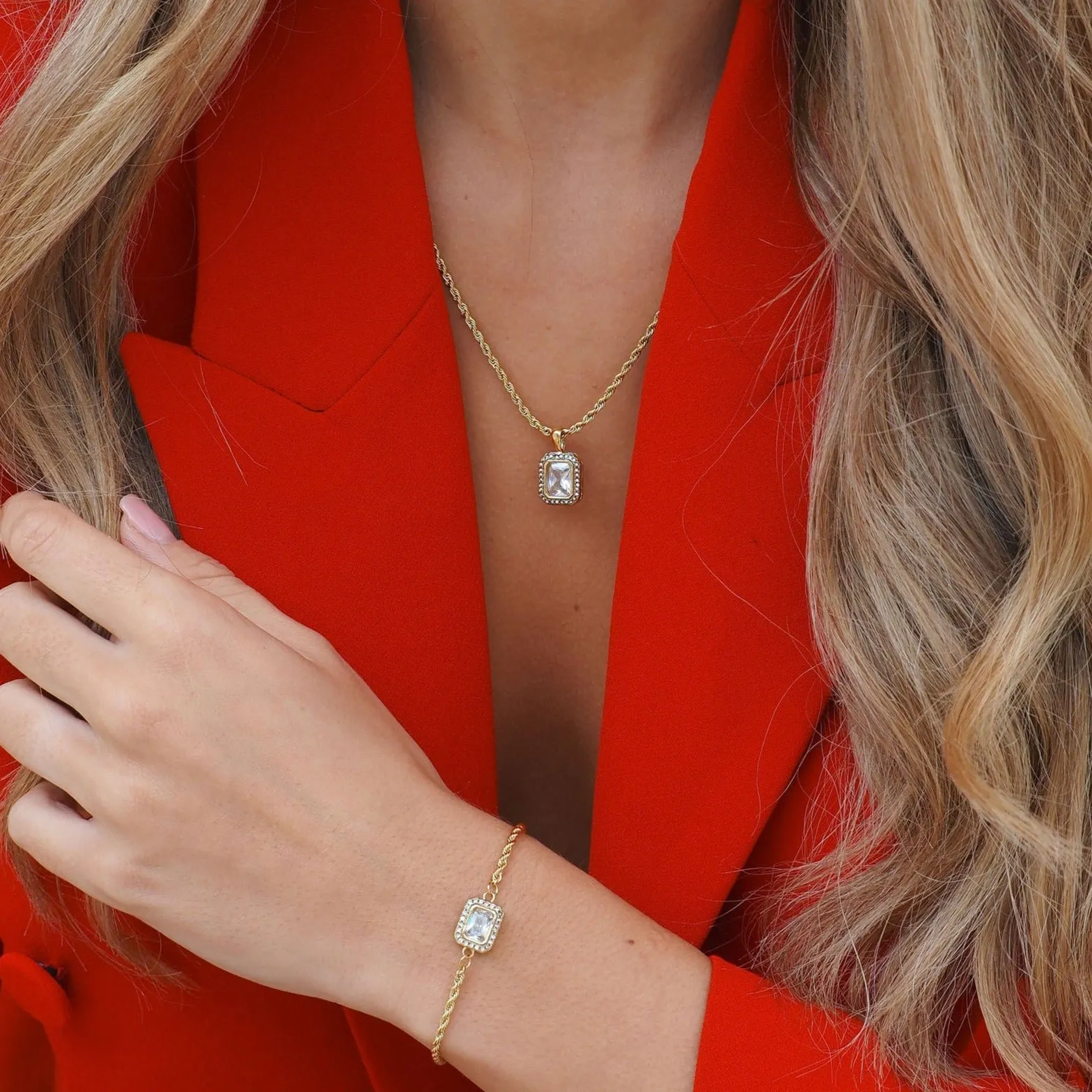 Radiance Necklace In Gold