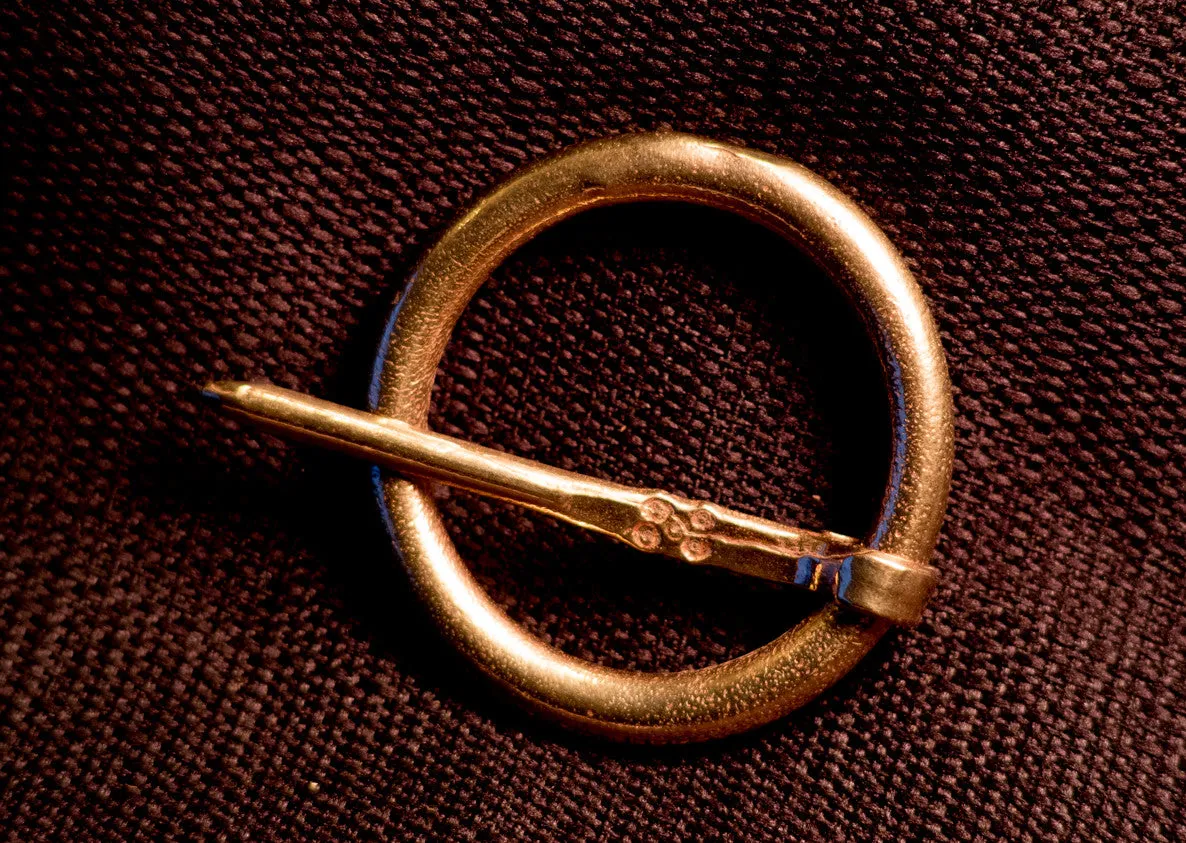 Simple Large Annular Brooch - W-70