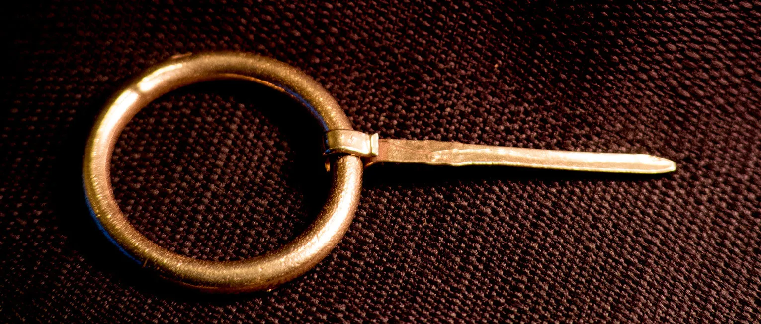 Simple Large Annular Brooch - W-70