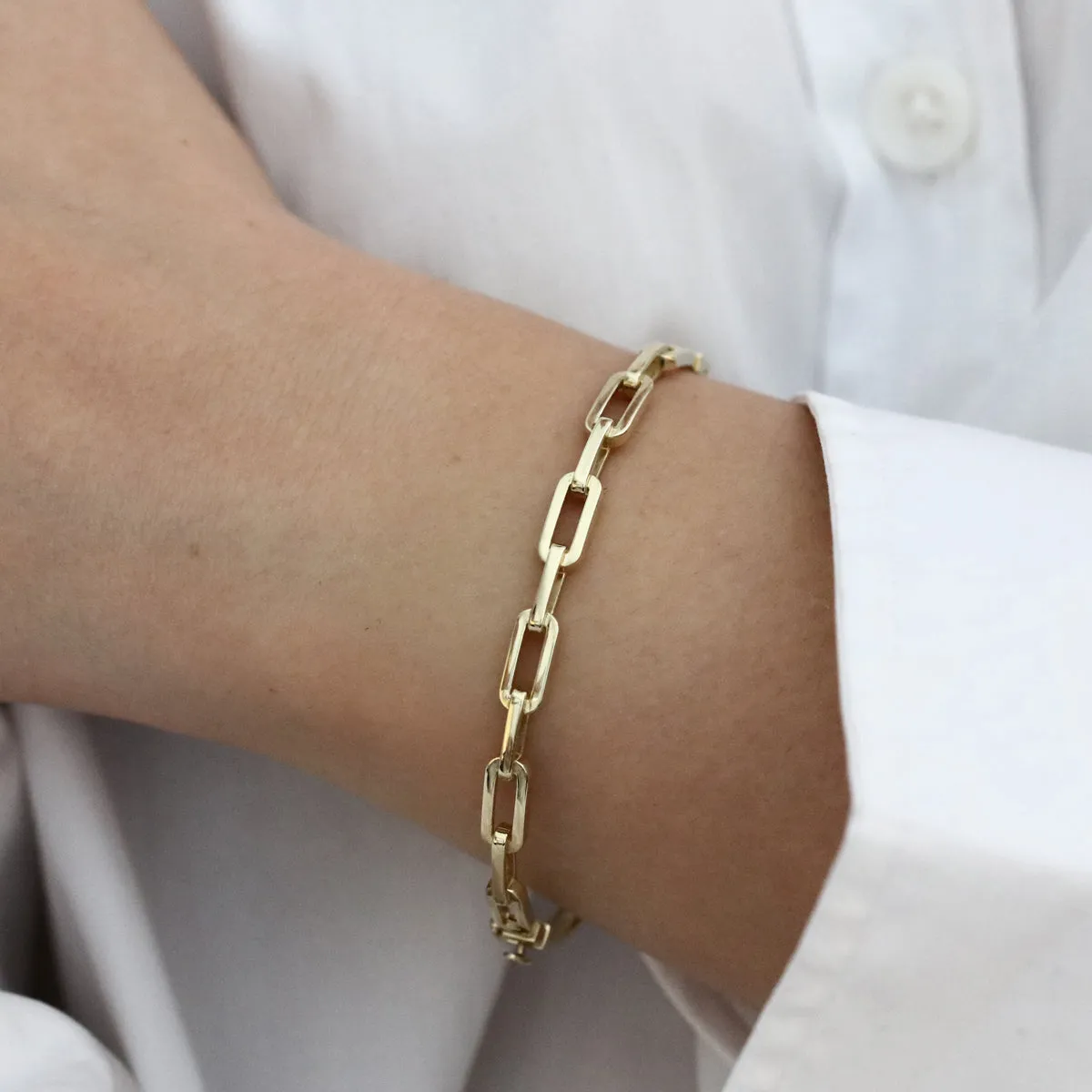 Soleil Collection Paperclip link Bangle | 9K Solid Yellow Gold