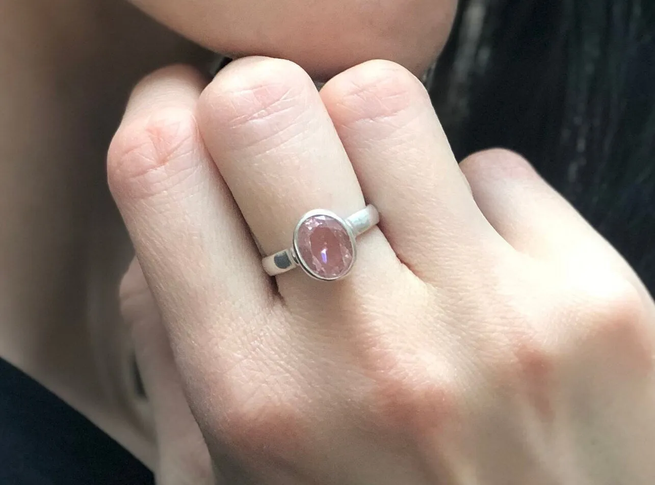 Solitaire Morganite Ring - Pink Bezel Ring - Vintage Oval Ring