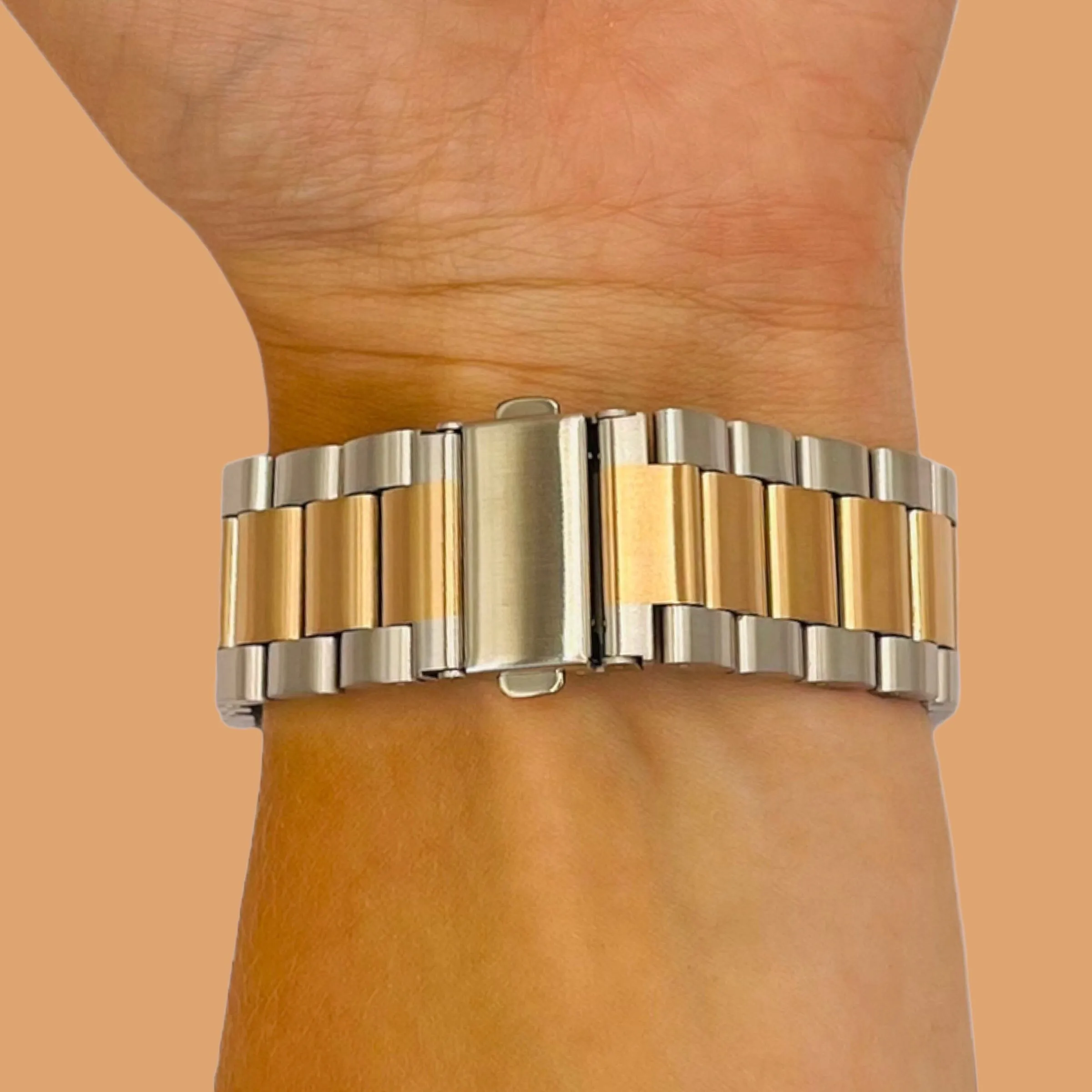 Stainless Steel Link Watch Strap Compatible with the Samsung Galaxy Watch 6 (44mm)