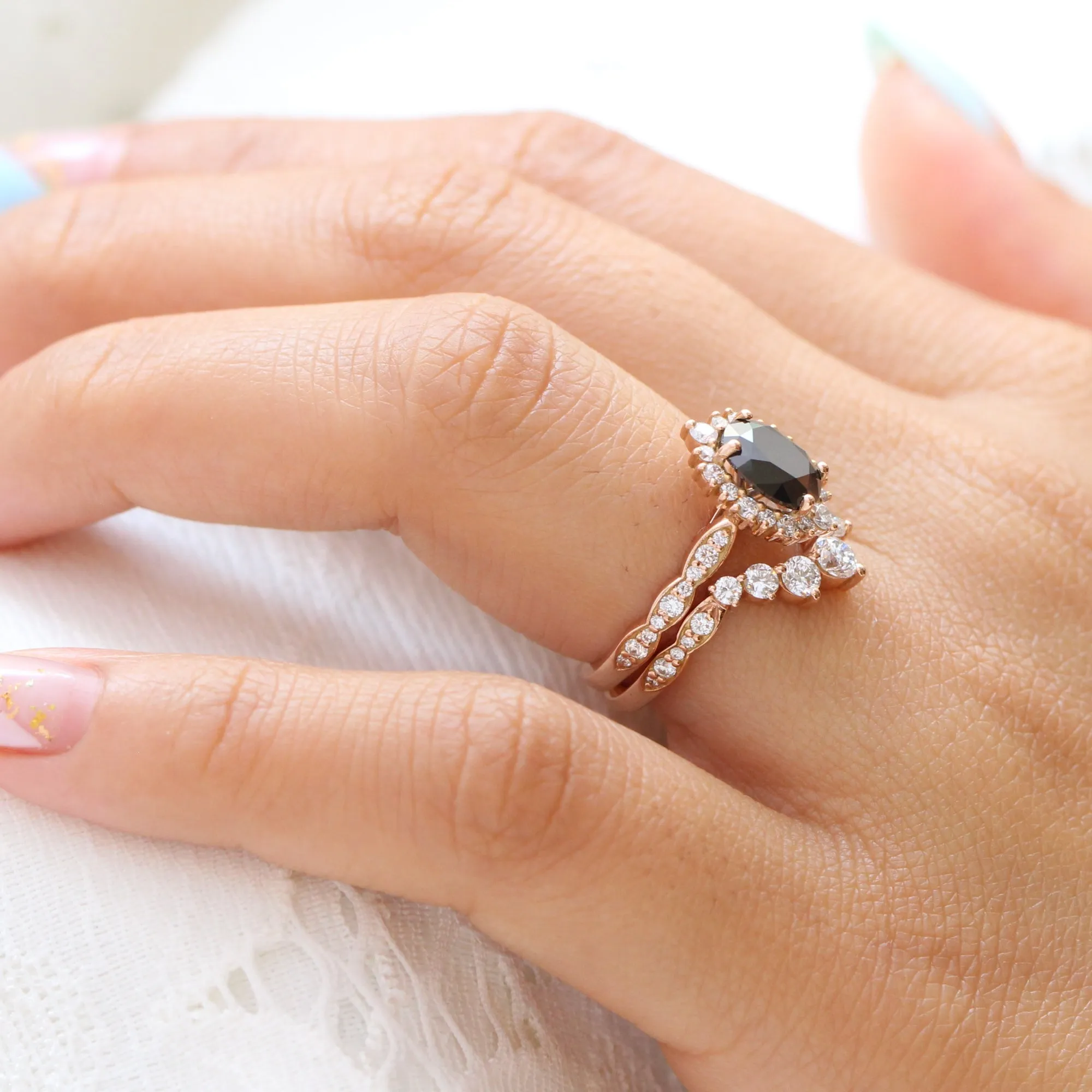 Tiara Halo Oval Black Diamond Ring Set w/ Large 7 Diamond Curved Scalloped Band