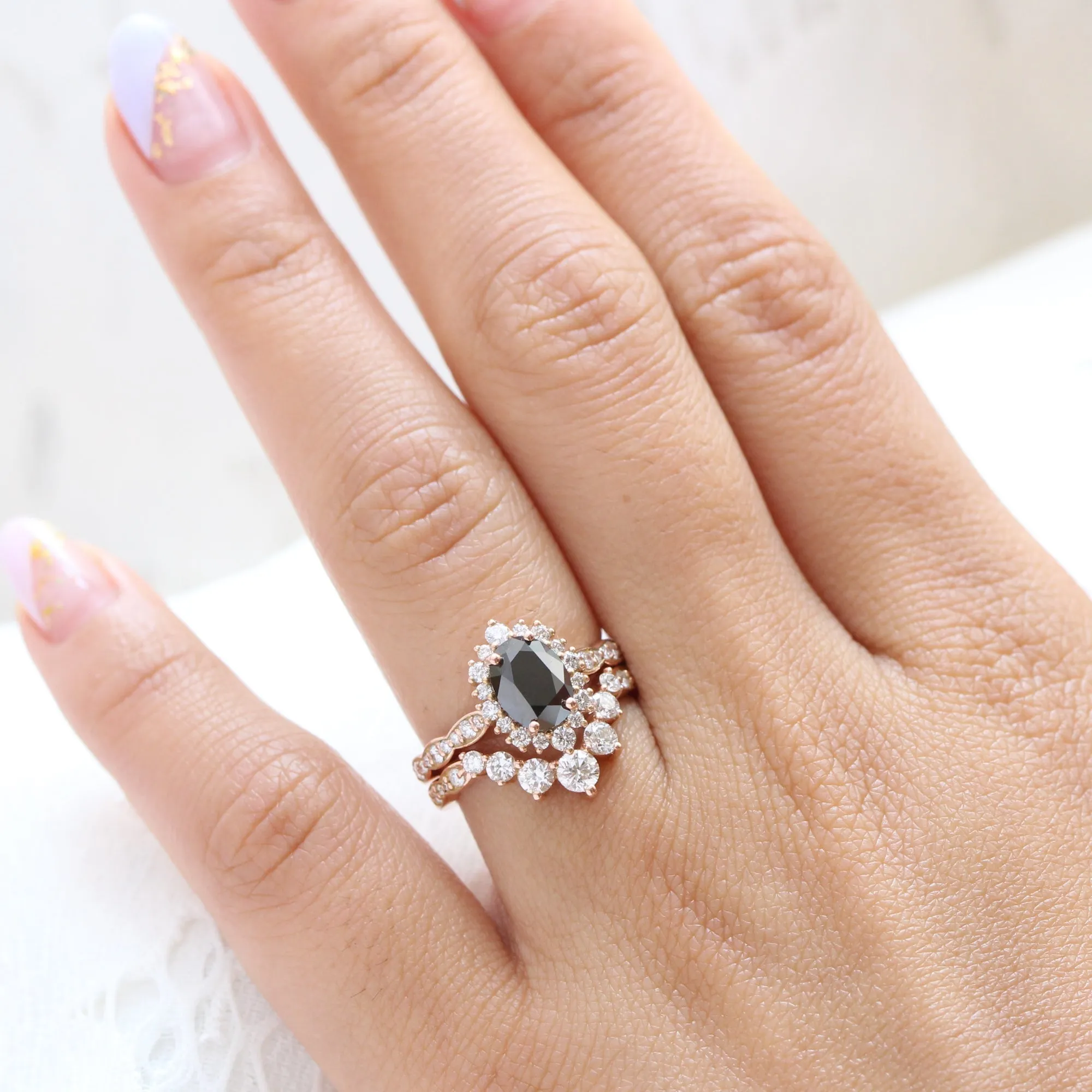 Tiara Halo Oval Black Diamond Ring Set w/ Large 7 Diamond Curved Scalloped Band