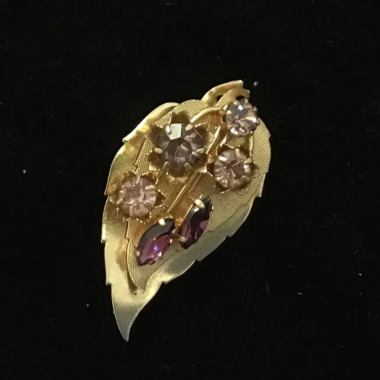Vintage Leaf Brooch