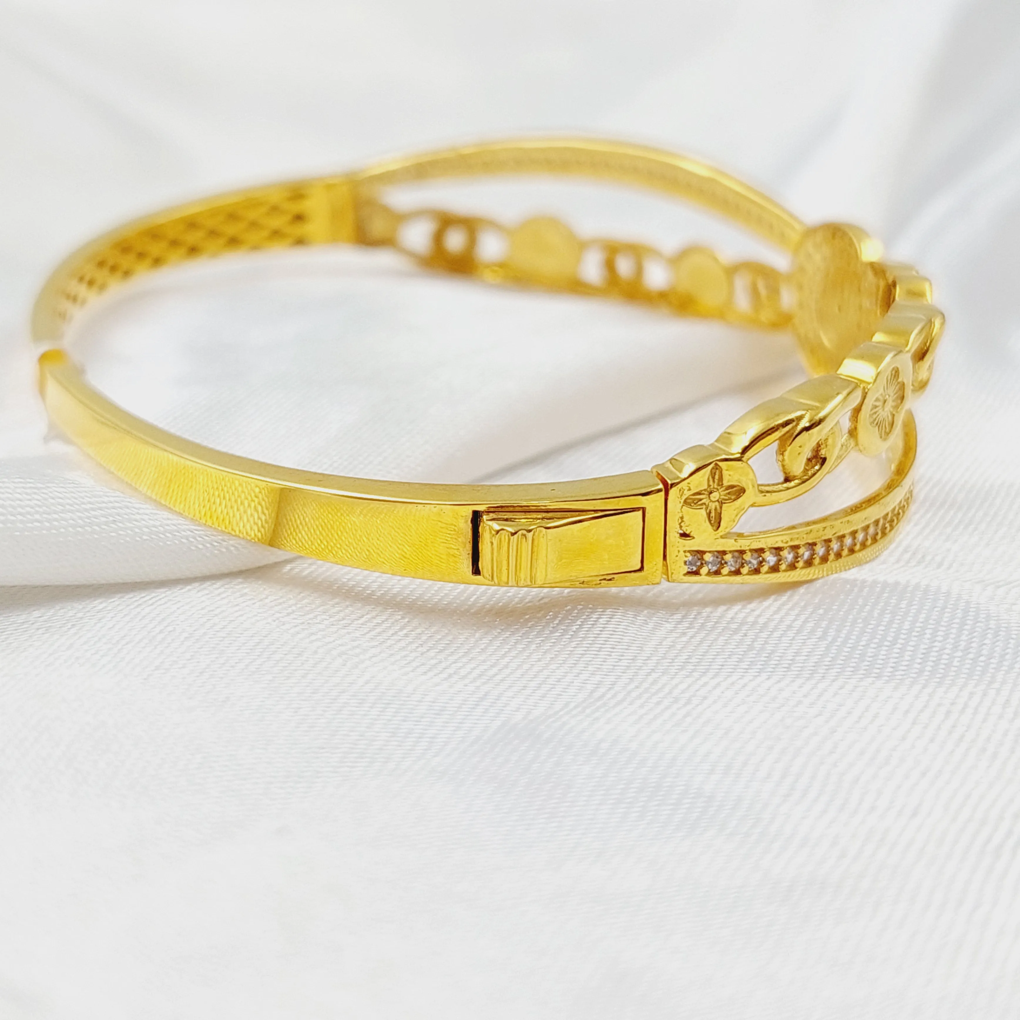 Zircon Studded Rose Bangle Bracelet